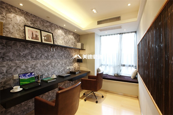 长沙新城国际花都90平装修案例-书房