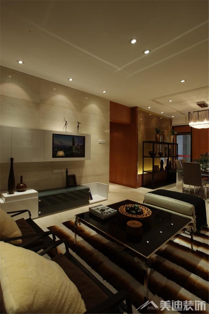 长沙松雅湖金岸150平装修案例-客厅