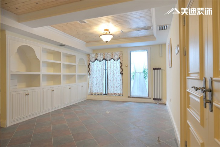 长沙托斯卡纳别墅装修案例-书房