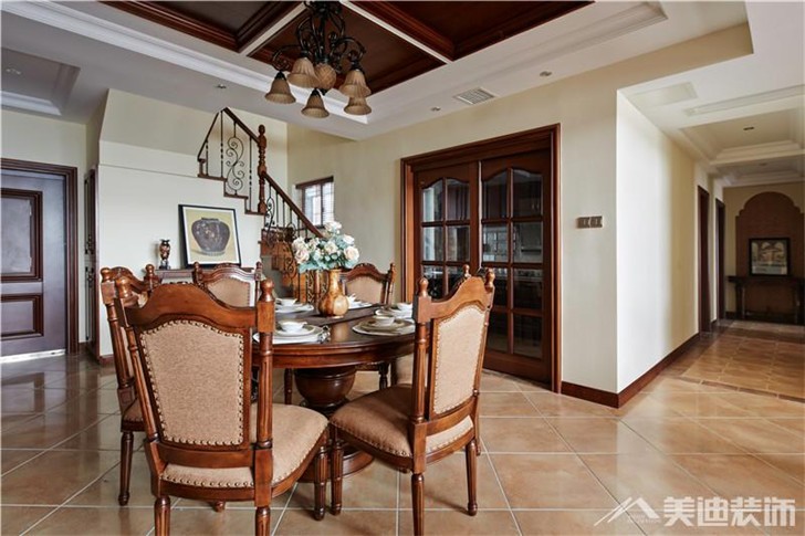 长沙香樟景苑300平装修案例-餐厅