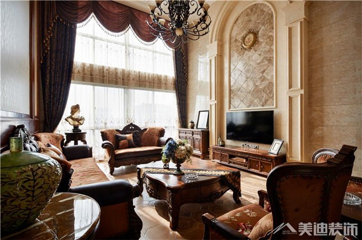 长沙香樟景苑300平装修案例-客厅