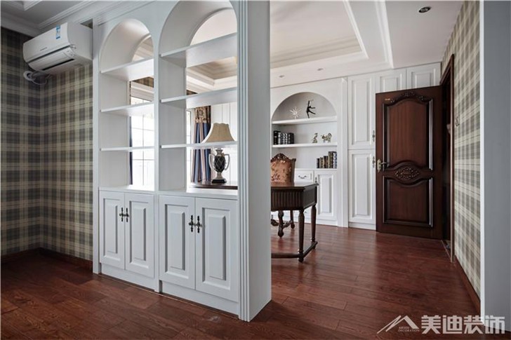 长沙香樟景苑300平装修案例-卧室