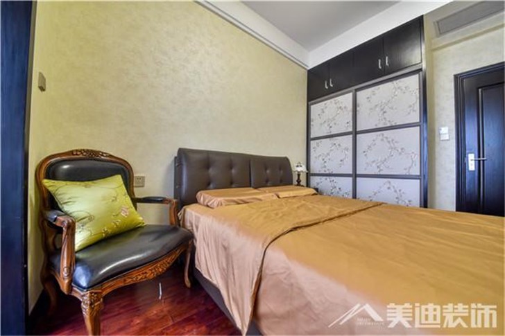 长沙双湾国际220平装修案例-卧室