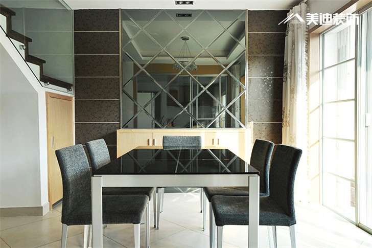 郡原美村现代简约装修案例-餐厅