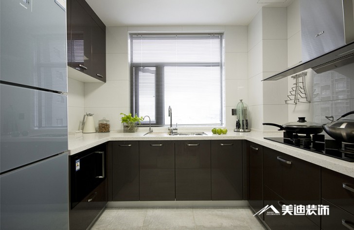 第六都106㎡轻现代风格装修案例