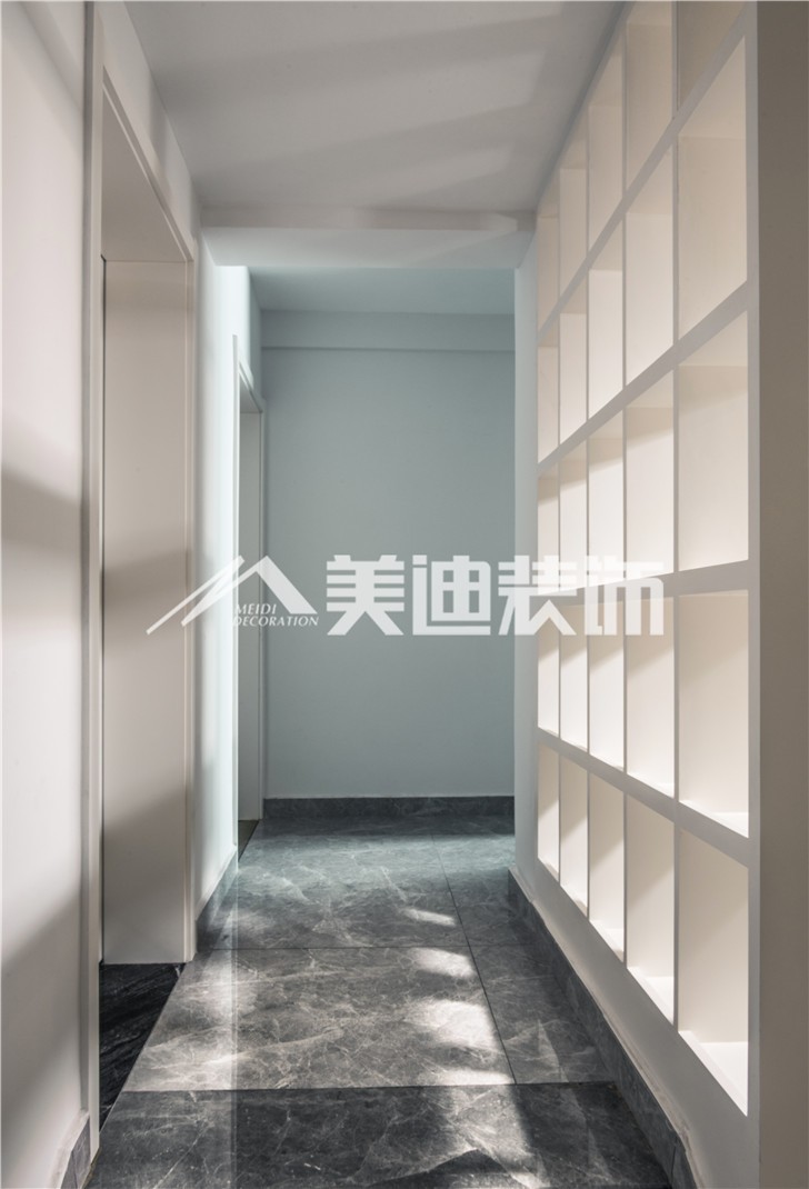 北辰三角洲现代简约风装修案例图—过道