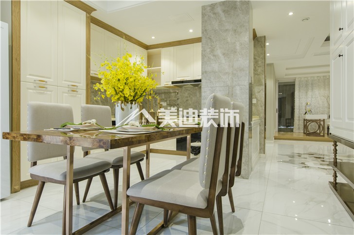 世贸铂翠湾清新北欧风装修案例图—餐厅