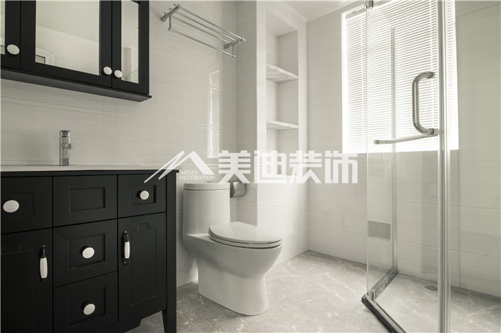 北辰三角洲现代简约风装修案例图—卫生间