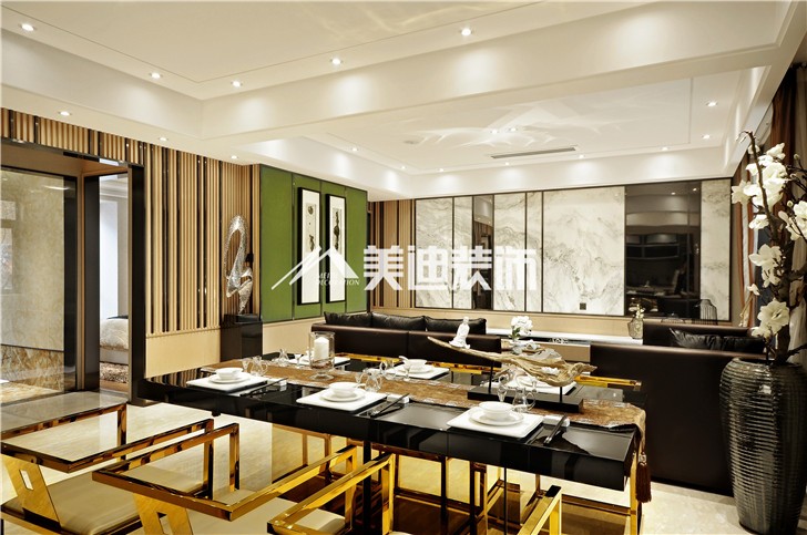 兰亭湾畔125平港式风装修案例图—餐厅