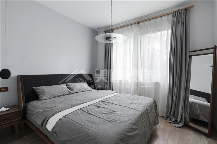 国泰九龙湾140平现代风装修案例图—卧室