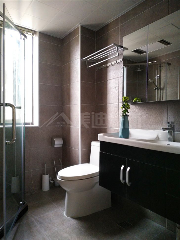 兰亭湾畔114平北欧风装修案例图—卫生间