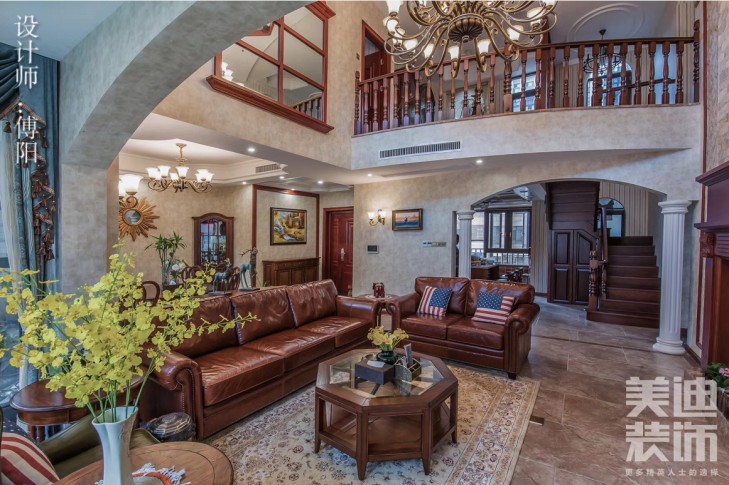 绿地之窗260平米美式风格装修案例实拍图-客厅