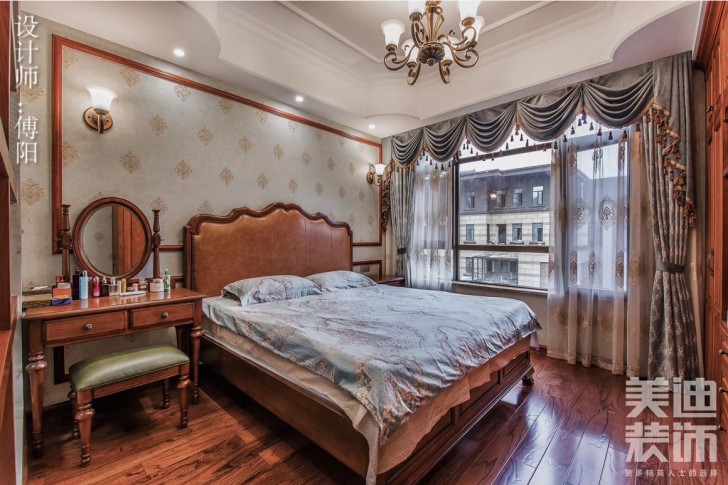 绿地之窗260平米美式风格装修案例实拍图-卧室