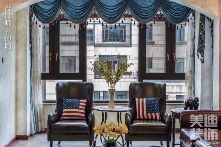 绿地之窗260平米美式风格装修案例实拍图-客厅