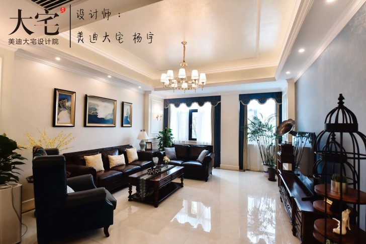 龙湖湘风原著260平小美风格装修案例实拍图-二楼客厅