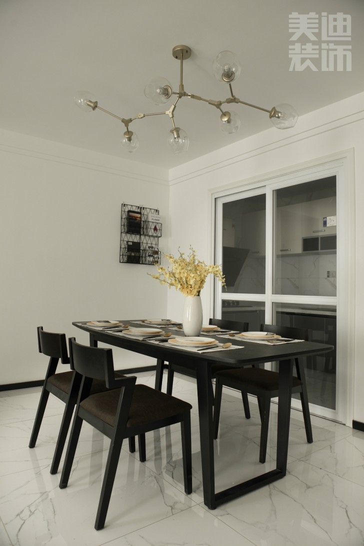 归心苑90平现代简约风装修案例实拍图-餐厅
