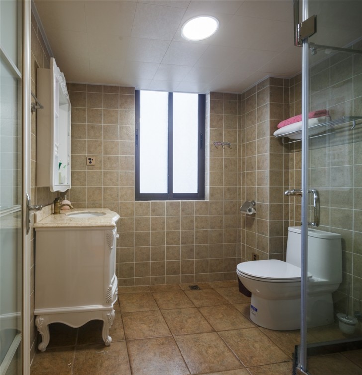 江南世家130平简欧风格-卫生间