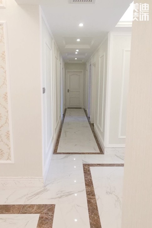 鑫远御文台177平米欧式风格实景图--过道