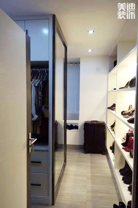 鑫远御文台177平米现代风实景图