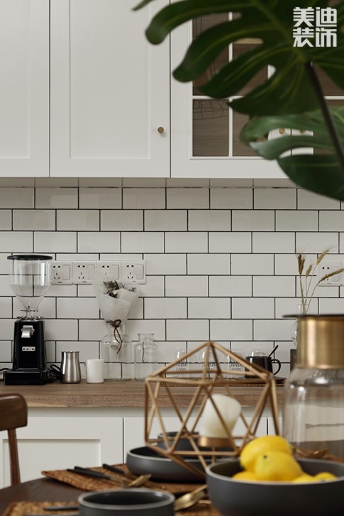 爱琴湾148平米北欧风格实景图--餐厅