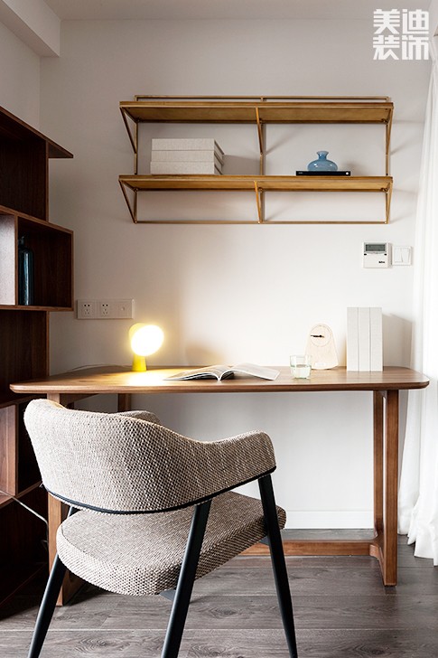 临武家园小区115平现代风装修案例图