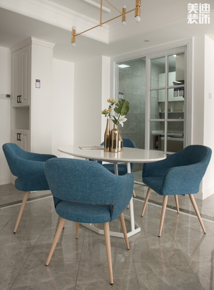 双湾国际120平米新奢古典案例装修实拍图-餐厅