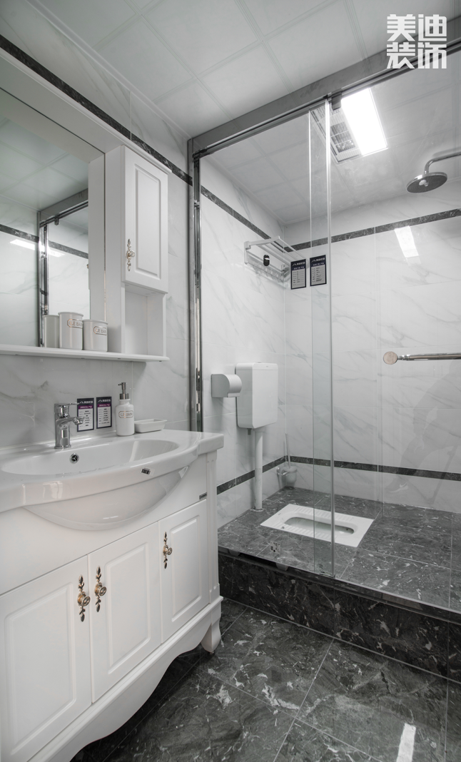 双湾国际120平米新奢古典案例装修实拍图-卫生间