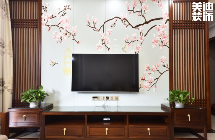 艾美潇湘130平米中式风格装修案例实拍图--背景墙
