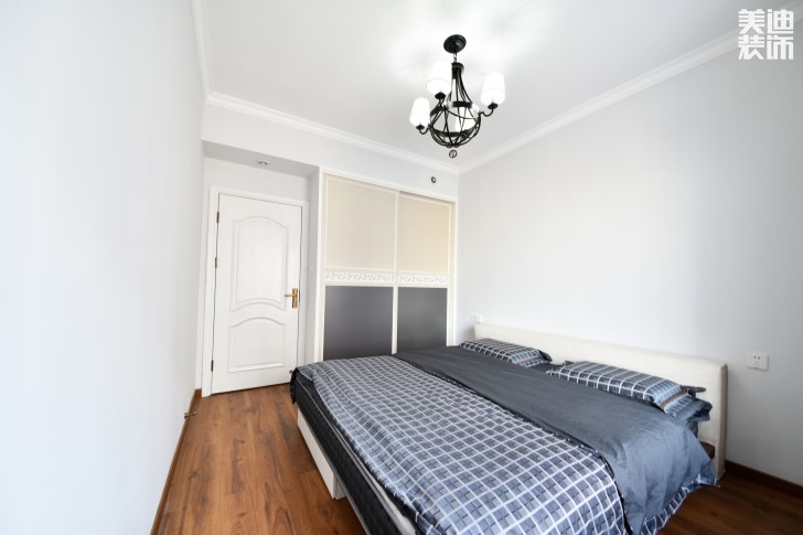 荣悦台140平米简欧风格装修案例实拍图--次卧