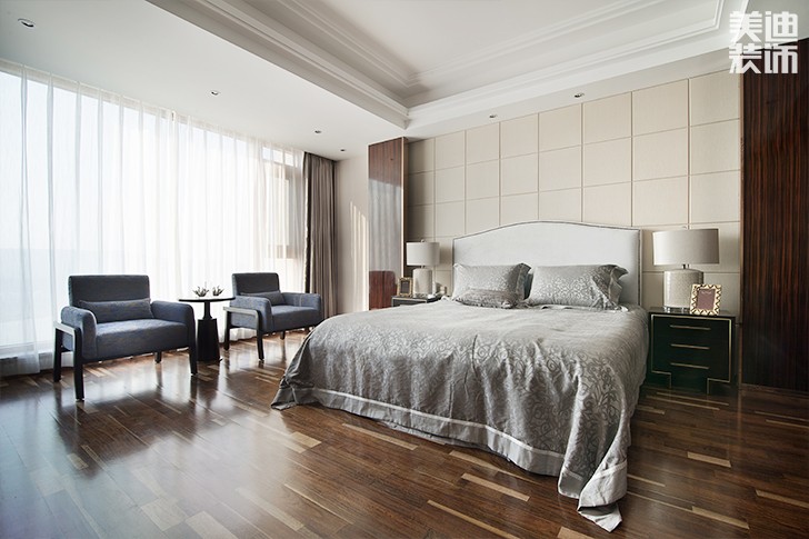 江山壹号232平米港式轻奢风装修案例实拍图--次卧