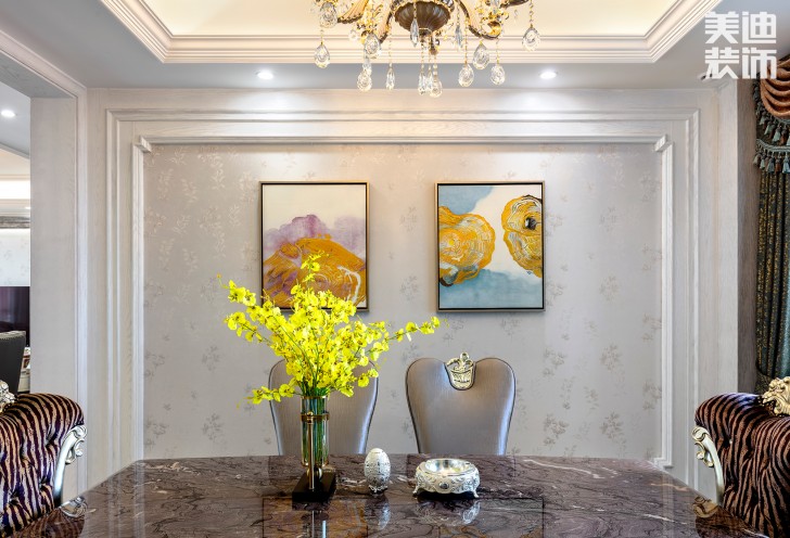 双湾国际215平米法式轻奢风装修案例实拍图-餐厅