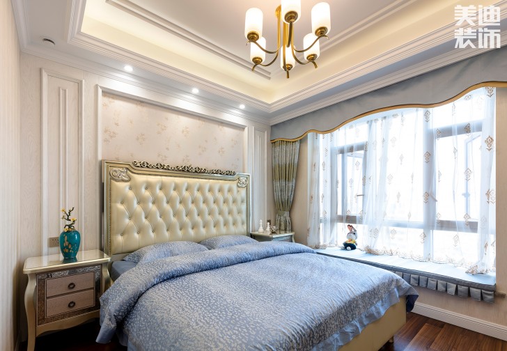 双湾国际215平米法式轻奢风装修案例实拍图-卧室
