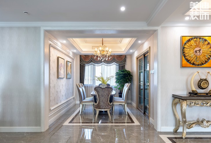 双湾国际215平米法式轻奢风装修案例实拍图-餐厅