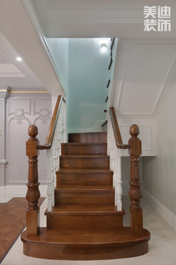 五矿沁园金城300平方米法式风格案例效果图--楼梯