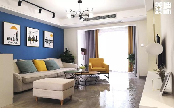 如何让客厅色彩搭配的更美观？这三种方法给你参考建议